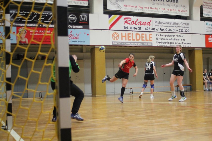 Klarer Sieg f&uuml;r HSG-Damen