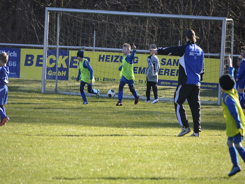 Ellricher Fu&szlig;ballnachwuchs als Sieger