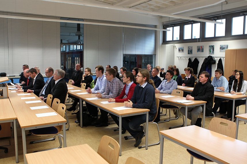 Stipendien &uuml;bergeben