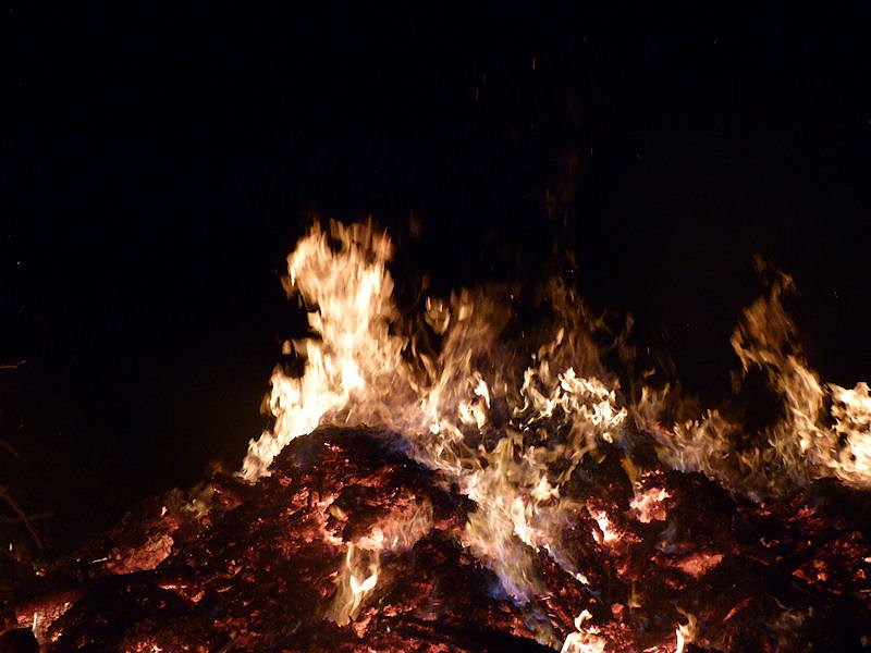 Osterfeuer in Nordhausen-Nord