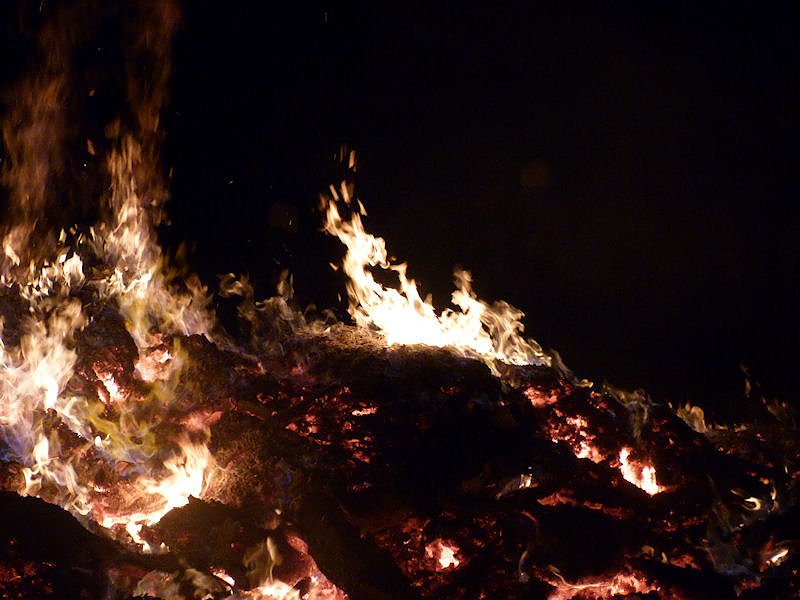 Osterfeuer in Nordhausen-Nord