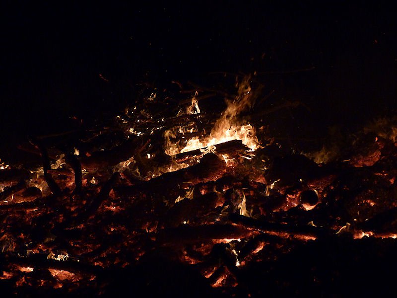 Osterfeuer in Nordhausen-Nord