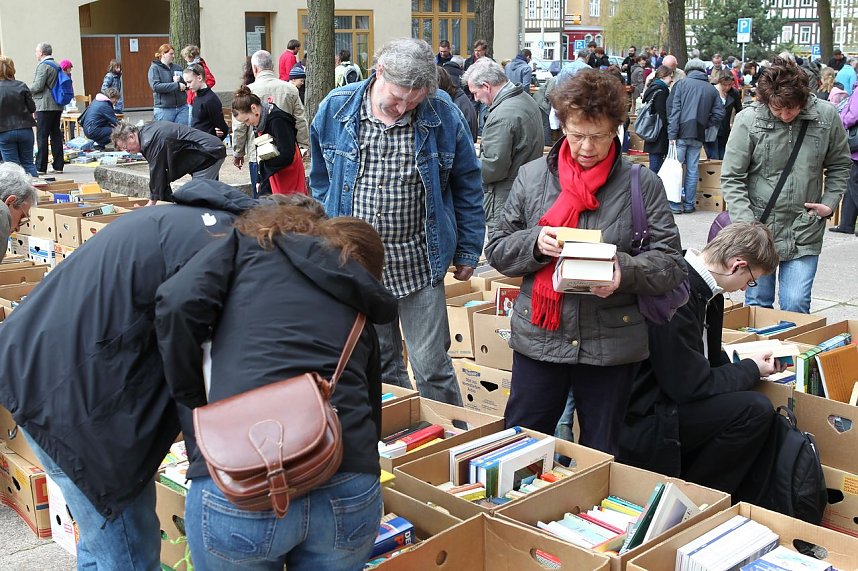 B&uuml;chermarkt des KILA