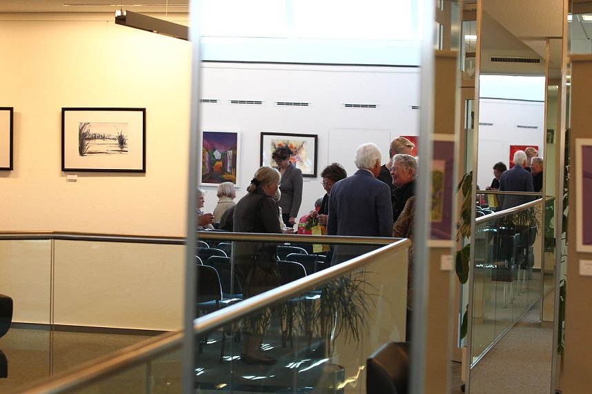 Dr. Barbara Scholz stellt aus