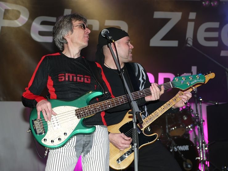 Petra Zieger und Band mit neuen und alten Songs