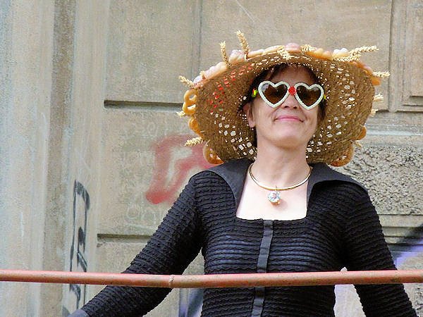 H&uuml;te und mehr im Park Hohenrode