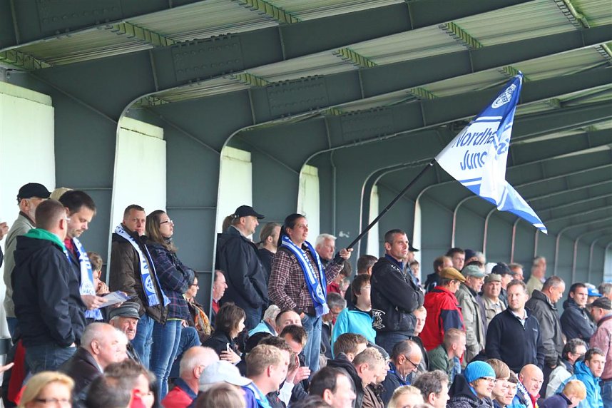 Freude pur bei Kickern und Fans