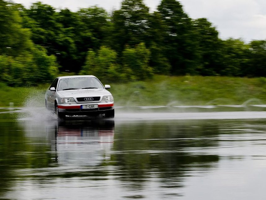 Geschleudert und gebremst