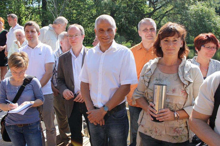 Gondelteich &uuml;bergeben