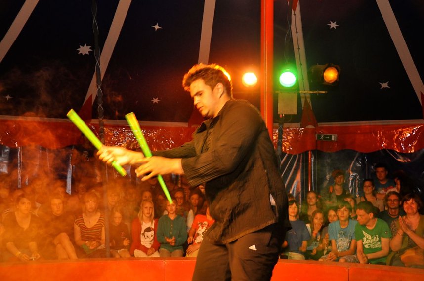 Quirliger Variet&eacute;abend zum Zirkusfestival