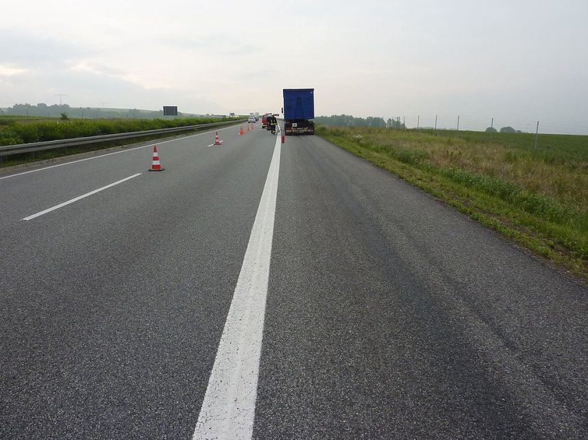 &Ouml;lspur auf der A 38