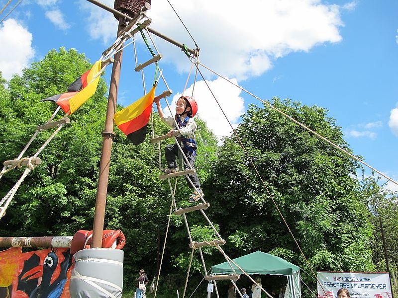 Kinderfeste im "Drachenland"