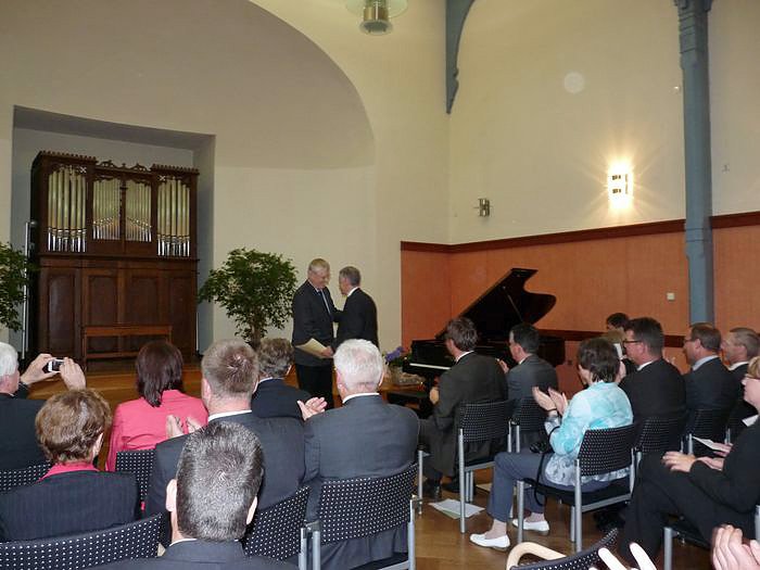 Vorsteher eingef&uuml;hrt