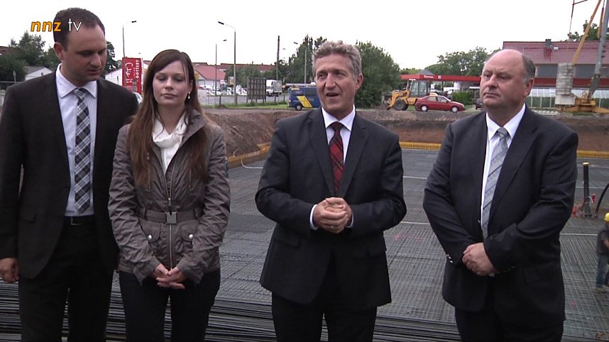 Grundsteinlegung f&uuml;r neues Autohaus