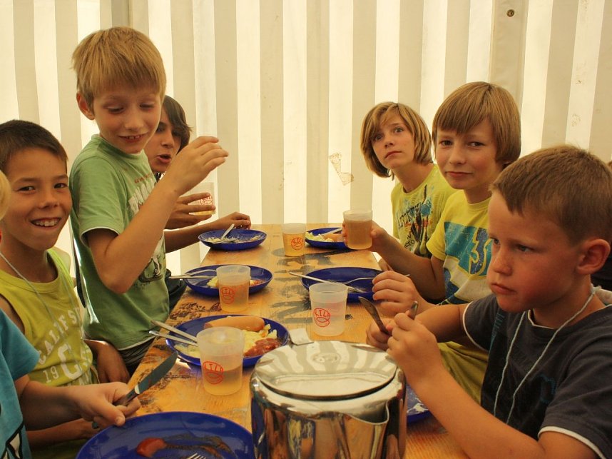 Der erste Tag im Handwerker-Camp