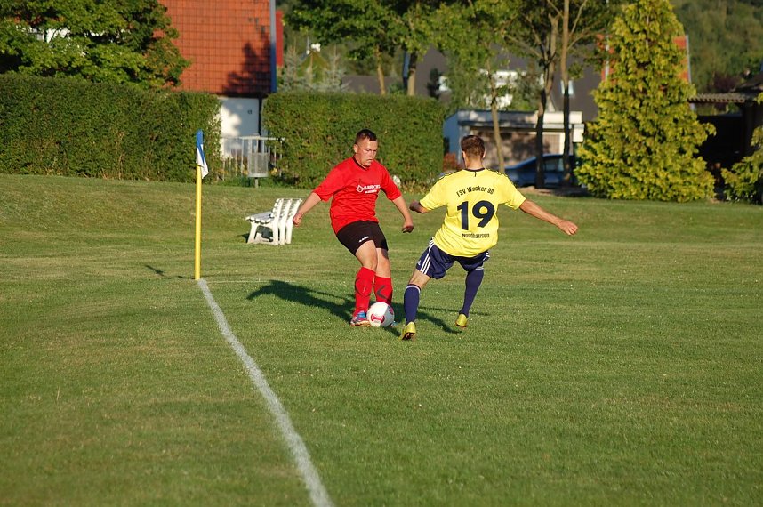Fu&szlig;ball f&uuml;r einen guten Zweck