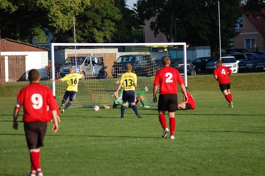 Fu&szlig;ball f&uuml;r einen guten Zweck