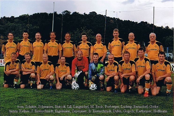 Ein Leben f&uuml;r den Fu&szlig;ball: Die Oldies 2006