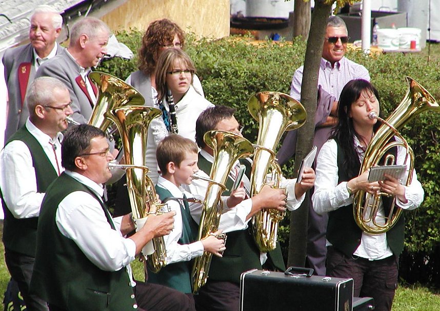 Blasmusik lag in der Luft