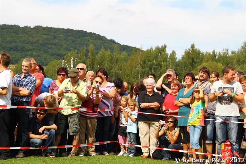 Tauziehen &uuml;ber die Wipper bei Obergebra