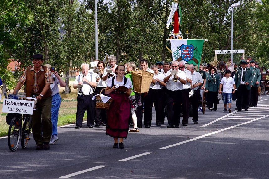 Festumzug in Obergebra