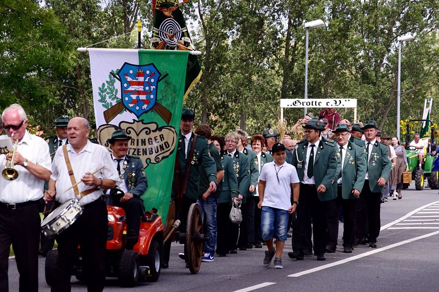 Festumzug in Obergebra