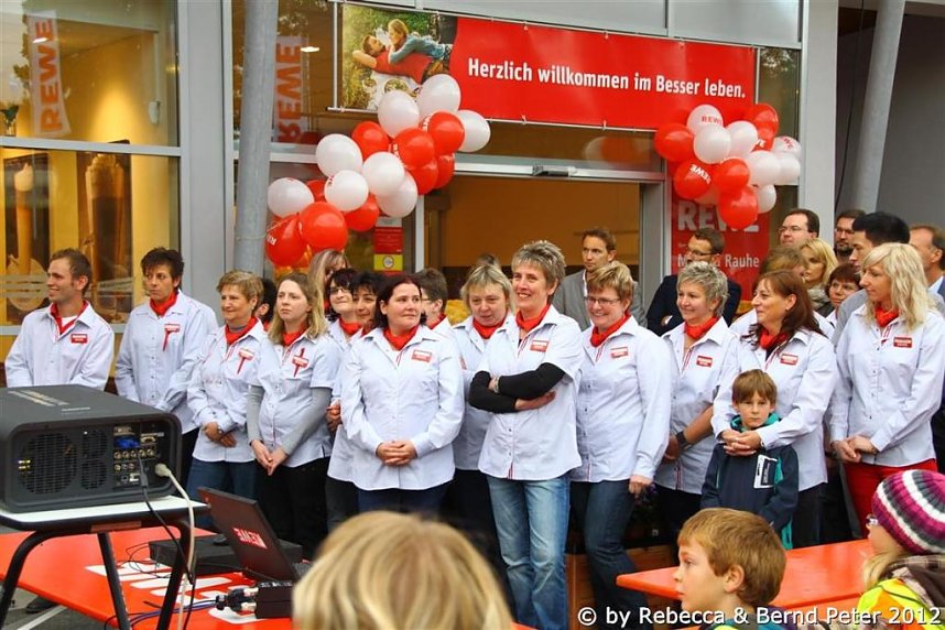 Neuer&ouml;ffnung mit Volksfest