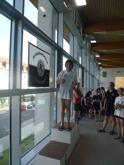 Guter Einstand beim Langstreckenmeeting in Halle