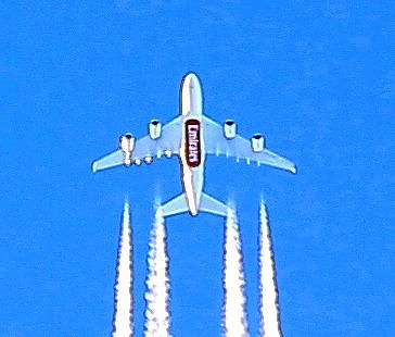 Am Himmel und auf der Schiene