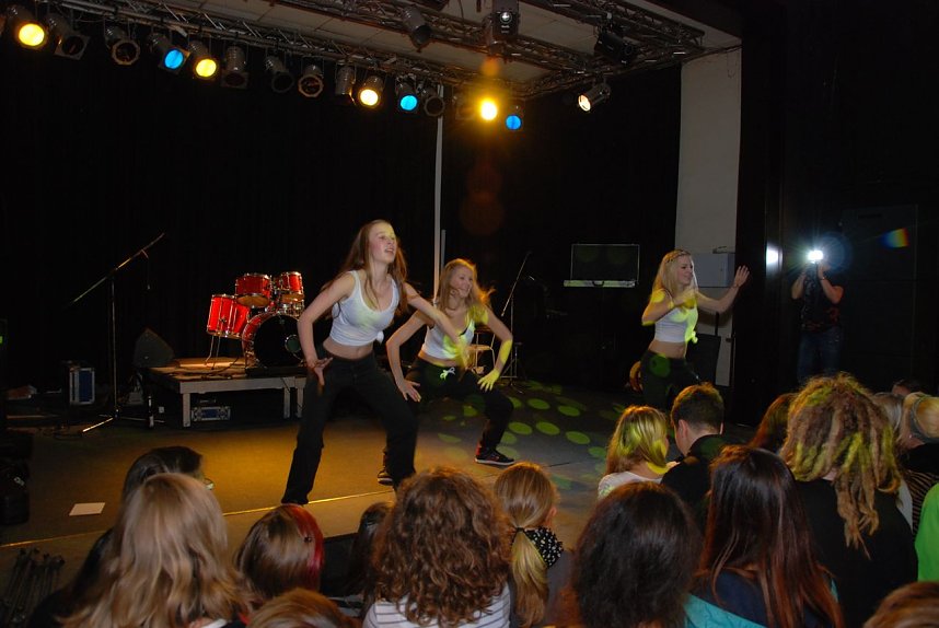 Junge Party im Klubhaus