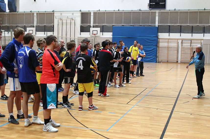 Benefiz-Turnier hat begonnen