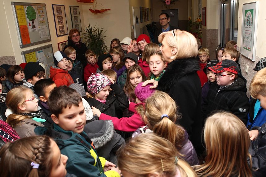 Pakete gehen auf die Reise nach Rum&auml;nien