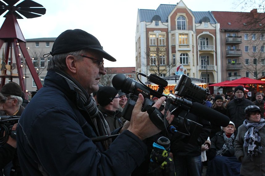 Adventsmarkt auf dem Theaterplatz