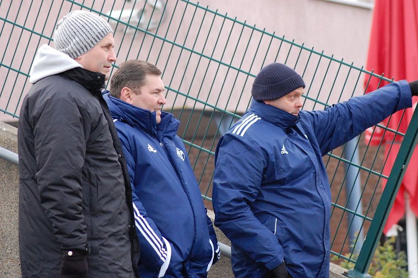 Wacker holt einen Punkt in Halle