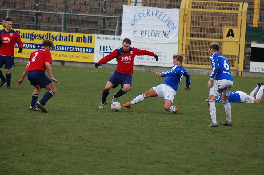 Wacker holt einen Punkt in Halle