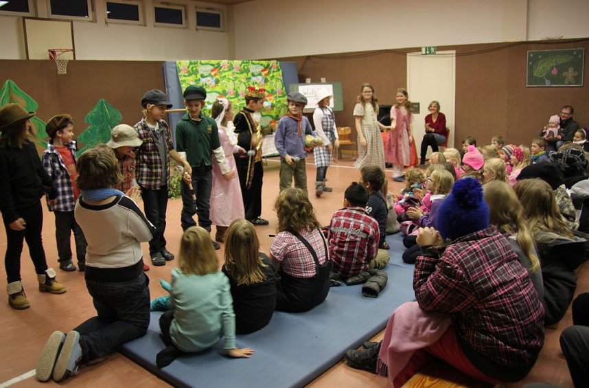Weihnachtsmarkt in der Grundschule