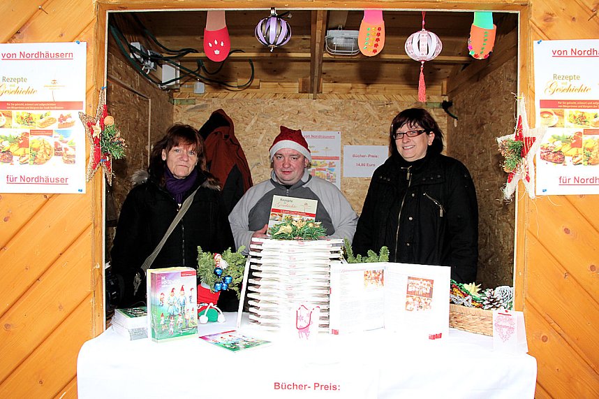 Kochbuch und M&auml;rchenbuch