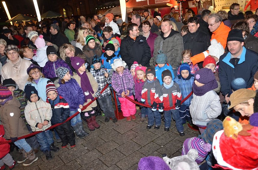 15.T&uuml;rchen am Theater