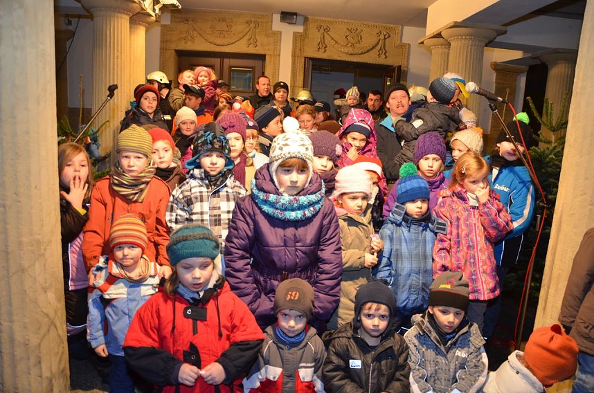 15.T&uuml;rchen am Theater