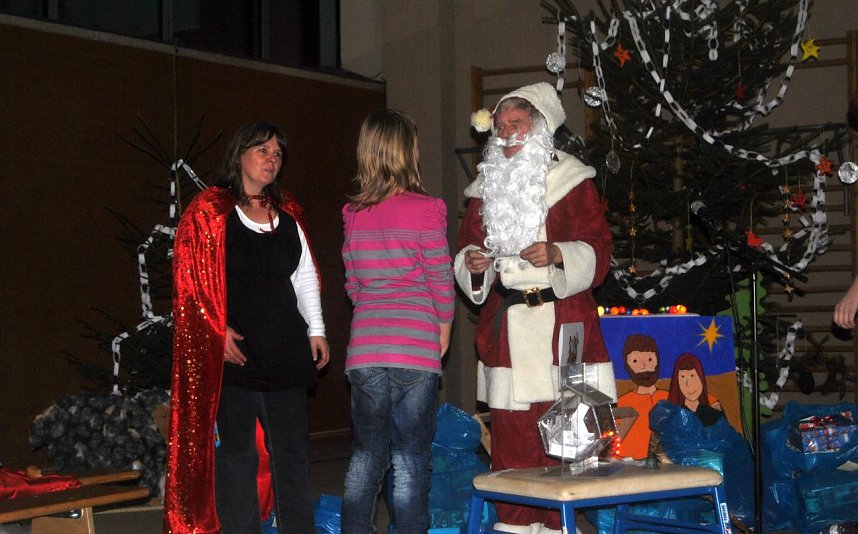 Weihnachten f&uuml;r die "Schattenkinder"