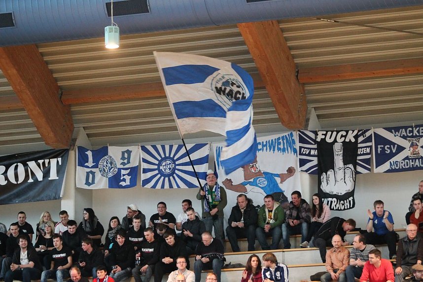 Fu&szlig;ballzauber unterm Hallendach