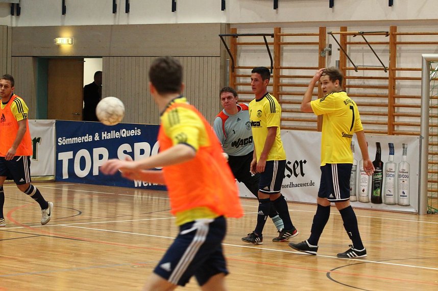 Fu&szlig;ballzauber unterm Hallendach