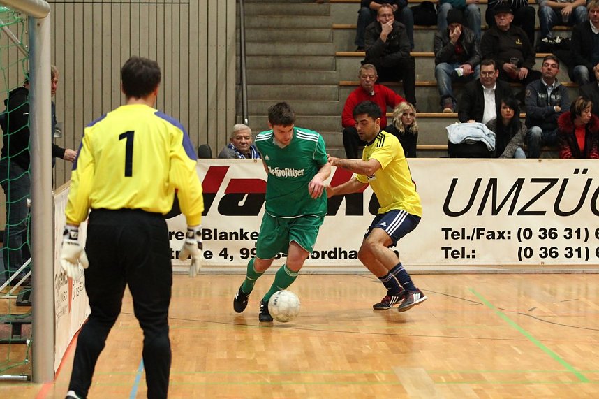 Fu&szlig;ballzauber unterm Hallendach