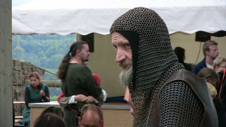 historisches Spektakel auf der Burgruine Hohnstein � Verkleidungen vom feinsten