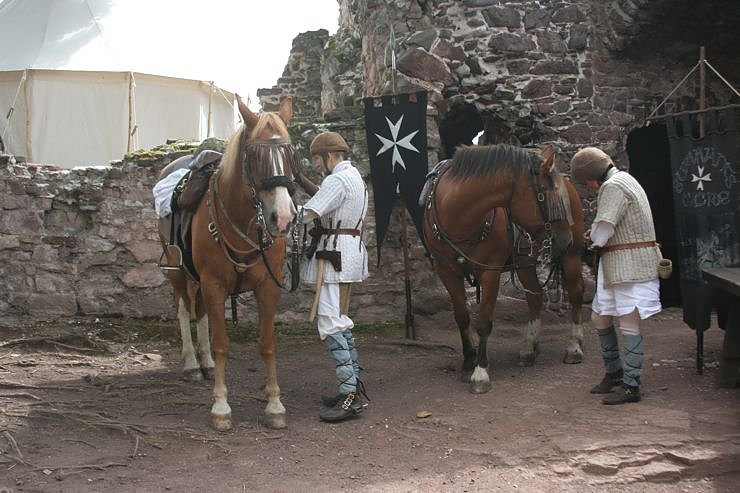historisches Spektakel auf der Burgruine Hohnstein