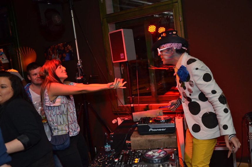 FRESH & SEXY im Clubhaus