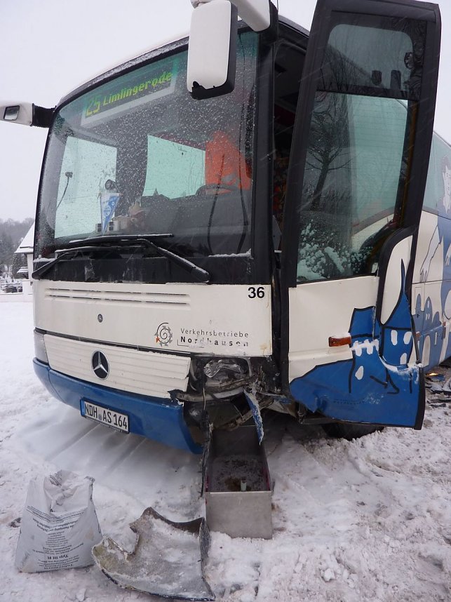 Schneemengen f&uuml;hrten zu Unf&auml;llen