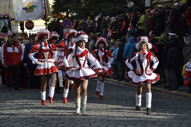 Gro&szlig;er Festumzug