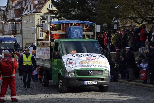 Gro&szlig;er Festumzug