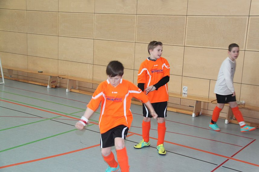 Turnier unterm Hallendach